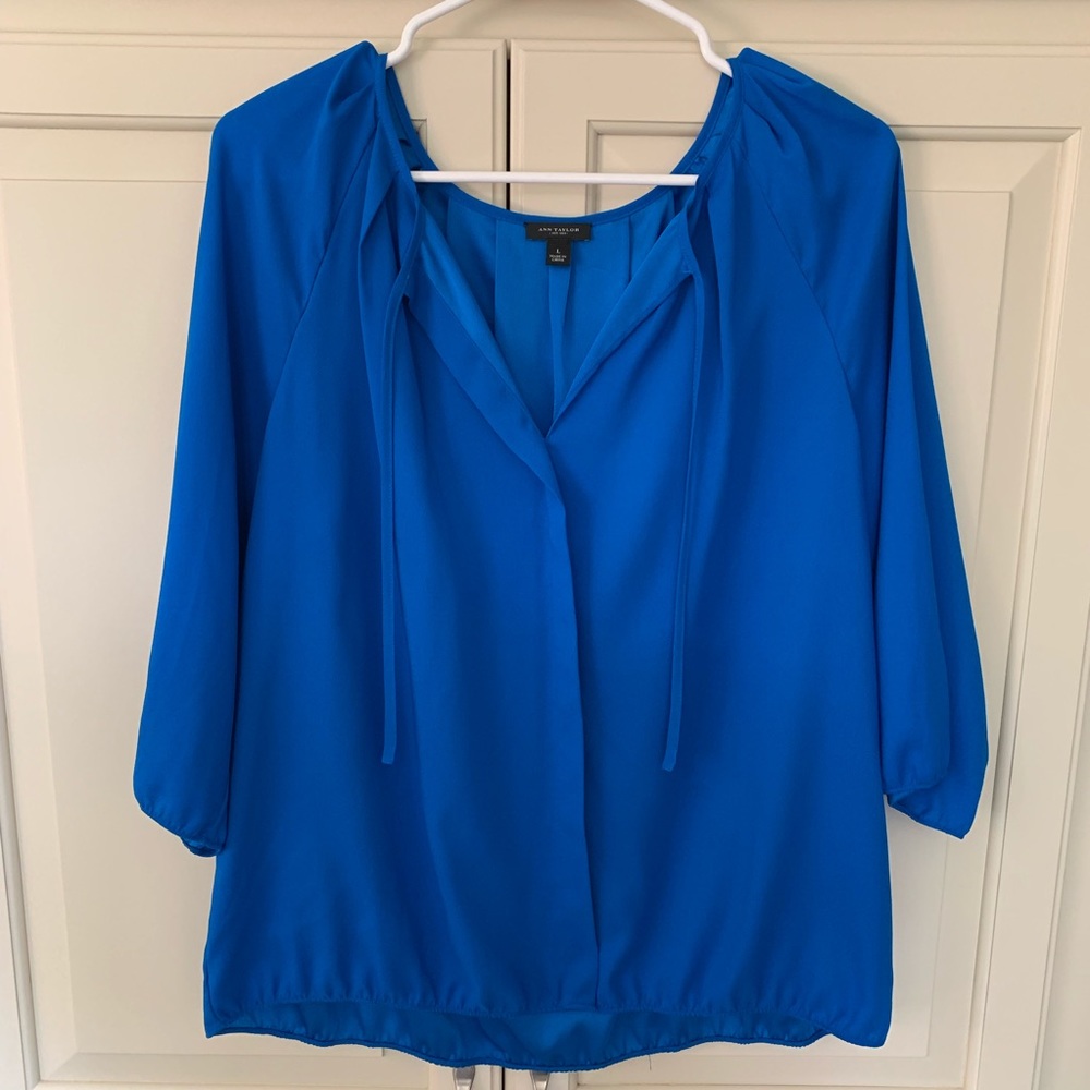EUC Ann Taylor Blouse